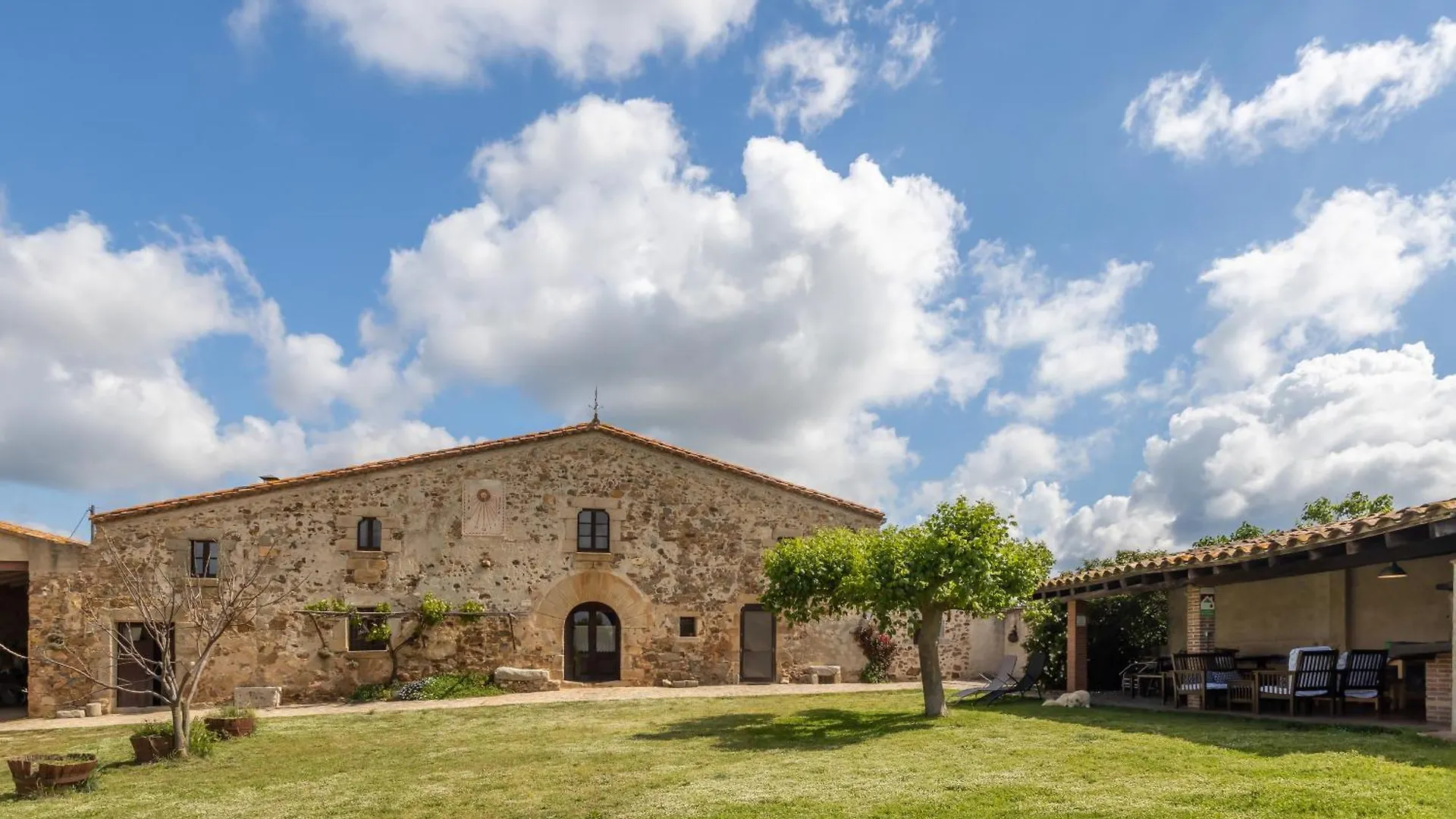 La Pahissa De Can Abras Casa Rural Girona Villa