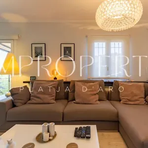 https://villa-encantadora-en-mas-ros.topcostabravahotels.com