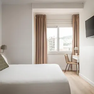 Отель Bypillow Erba, Жирона